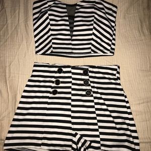 2 piece striped set xl in shorts and medium top